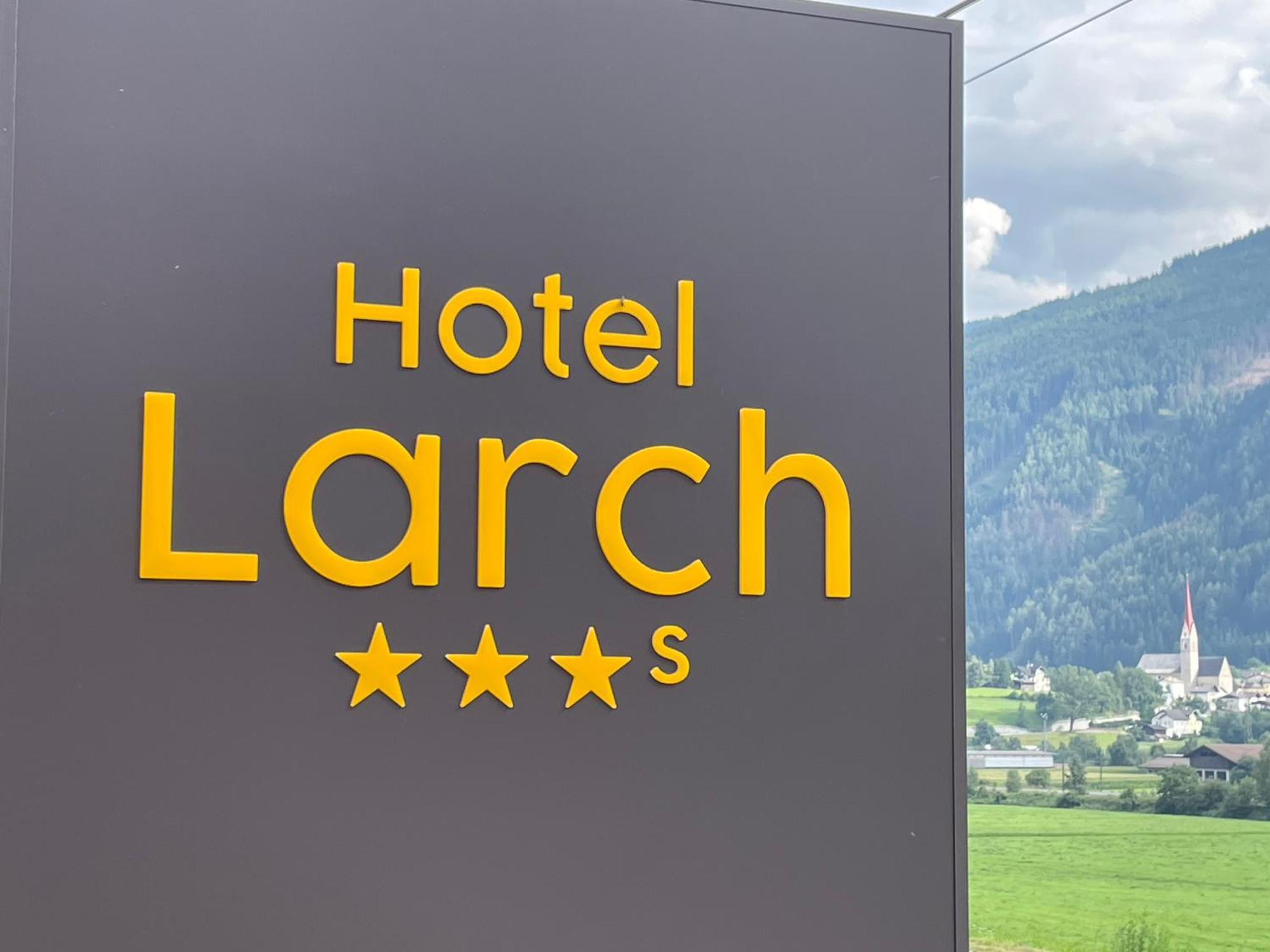 Hotel Larch Campo di Trens Luaran gambar